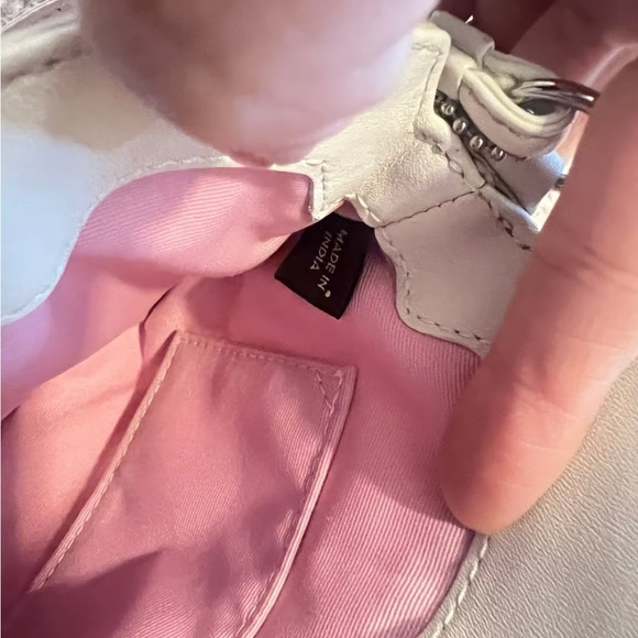 Coach Pink and White Shoulder Bag - Picture 9 of 9